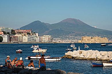 云顶之弈S8.5未来战士阵容搭配，S8.5未来战士ez阵容装备攻略